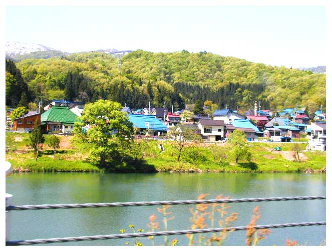 飯山は千曲川の最後の街である・・・農村と田園風景が心を洗い流してくれる・・・
